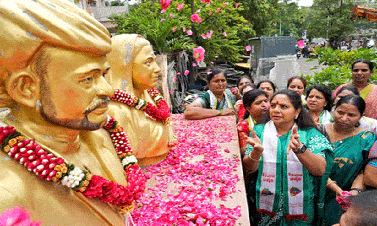 Kavitha begins 72-hour fast in Hyderabad for 42 pc BC reservation